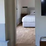 Unique Space With Garden And Garage * Rio