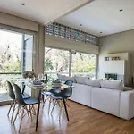 Unique Space With Garden And Garage Prázdninový dům Rio