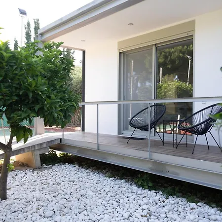 Ferienhaus Unique Space With Garden And Garage Rio