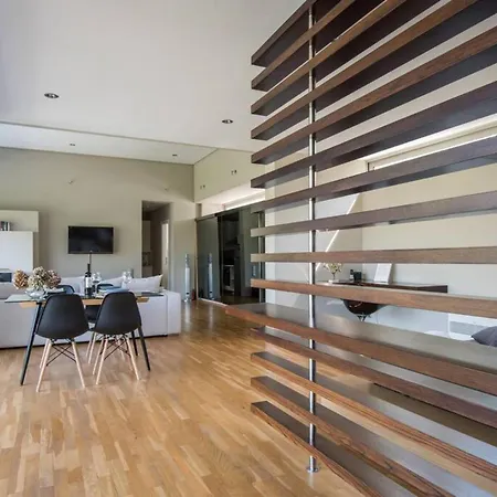 Unique Space With Garden And Garage Ρίο