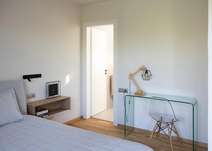 Unique Space With Garden And Garage Vakantiehuis *